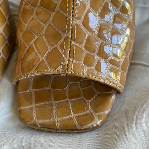 About Arianne Rita Tierra Heeled Sandals (41) - Picture 6 of 7